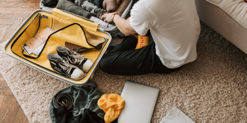 Tips om meer kleding mee te nemen in je handbagage
